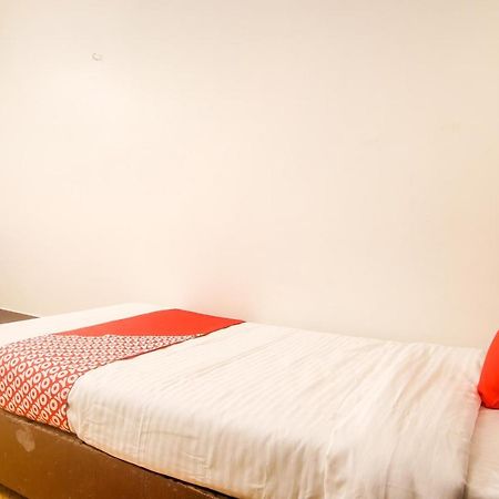 Oyo Indiraj Otel Guwahati Dış mekan fotoğraf