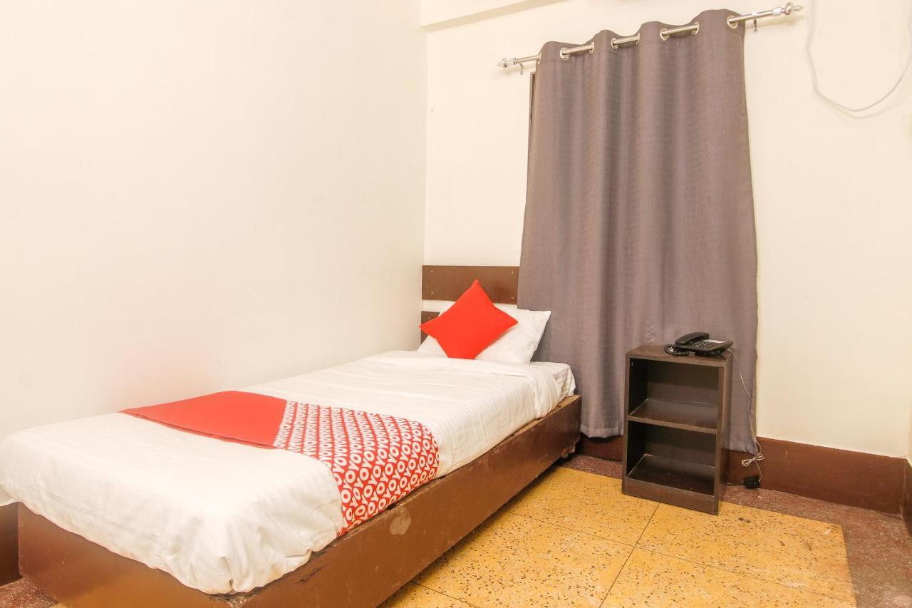Oyo Indiraj Otel Guwahati Dış mekan fotoğraf